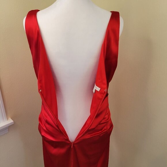 Boston Proper Sleeveless V-Neck Form Fitting Satin Red Dress Womens Siz 12 - Picture 9 of 14